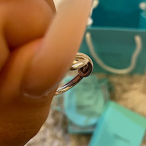 Tiffany & Co Ring - Picture 5 of 8